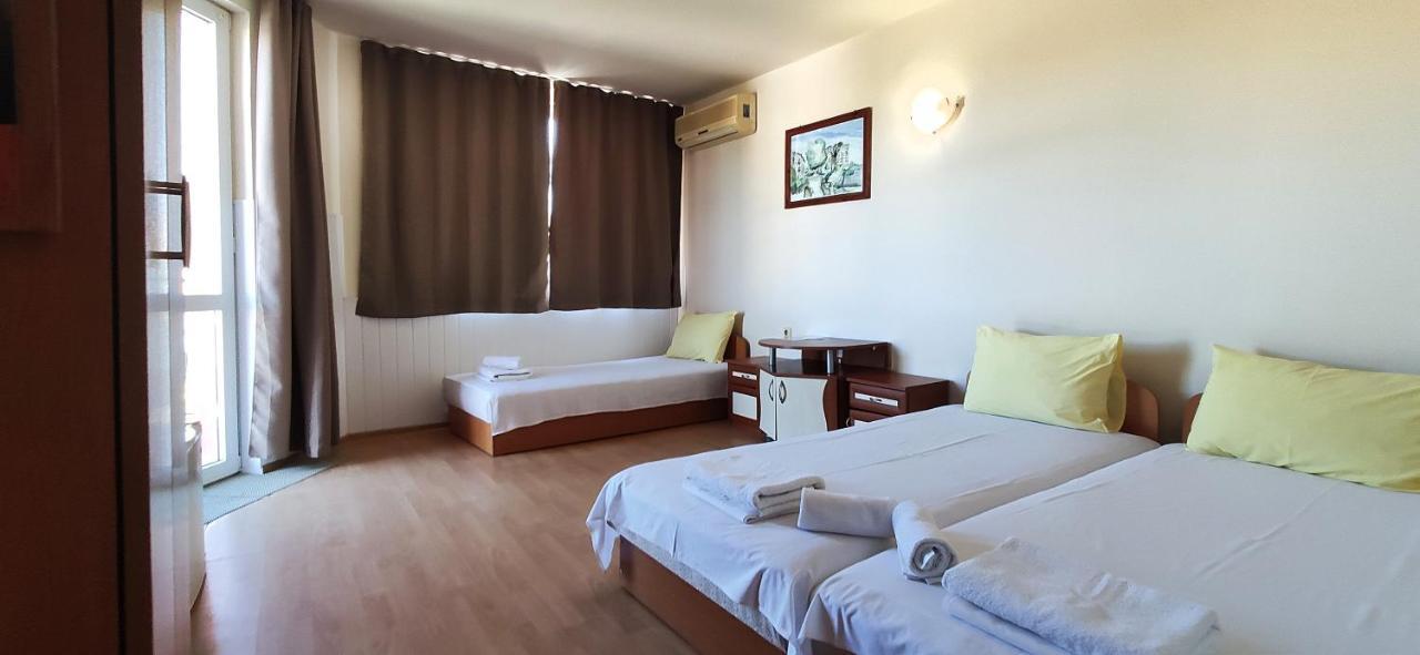 Sineva Guest House 拉夫达 外观 照片